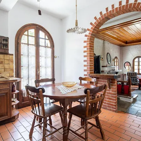 Zenios Dionysos - Traditional 格雷韦纳