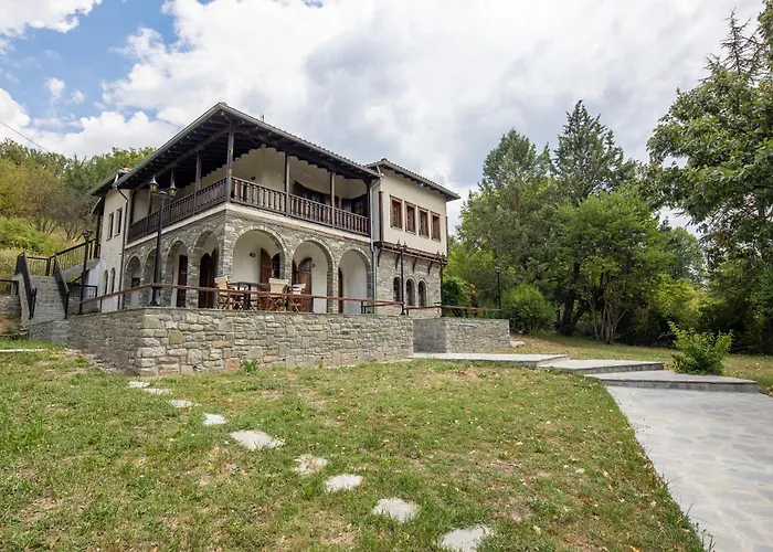 Zenios Dionysos - Traditional