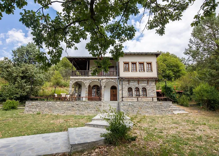 Zenios Dionysos - Traditional