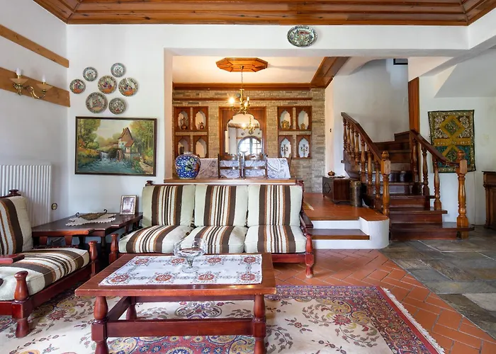 Zenios Dionysos - Traditional